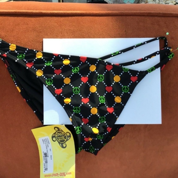 Rasta Girl Bikini Set by Cover-Style! - Picture 3 of 5